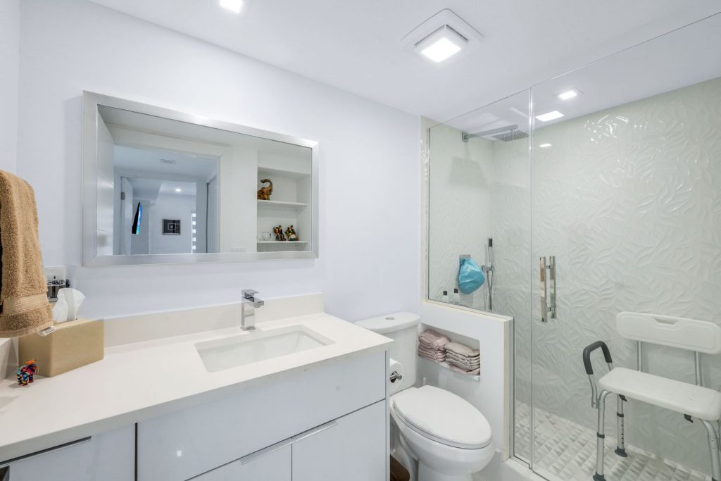 3301 Aruba Way #B1, Coconut Creek, FL 33066 (22)