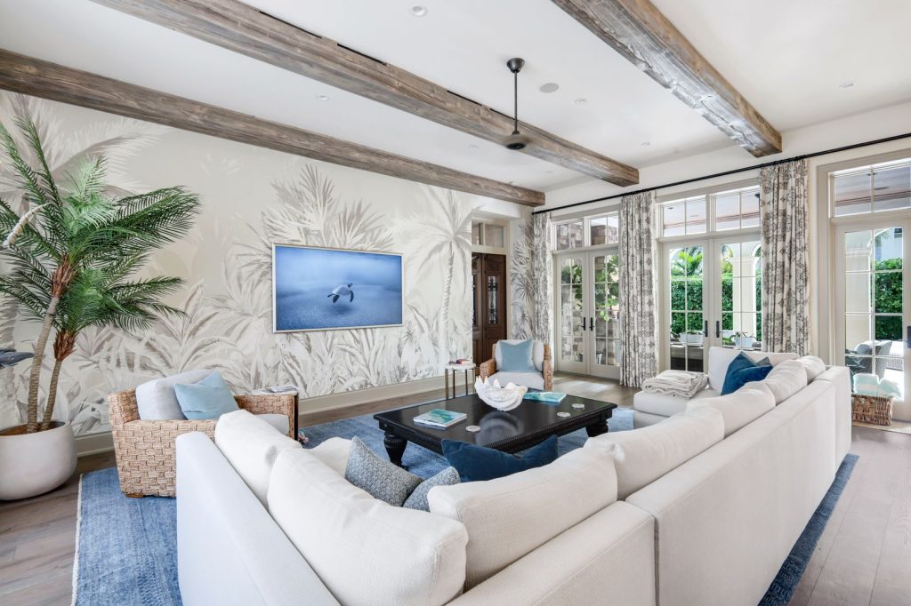 81 Gulf Shore Blvd S, Naples, FL 34102 (10)